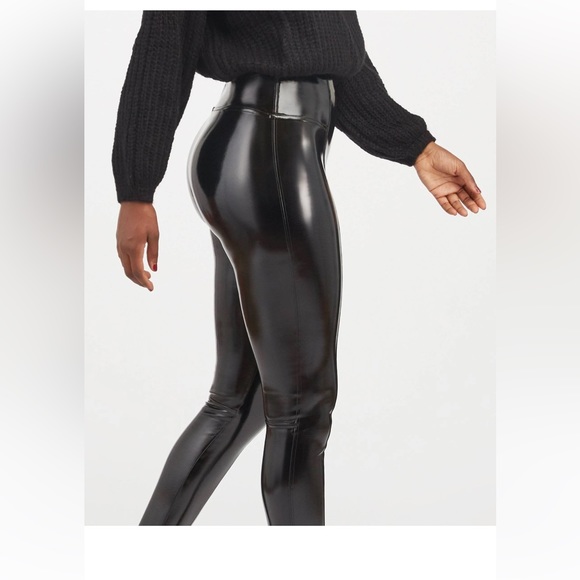 SPANX Pants - SPANX faux patent leather leggings size M